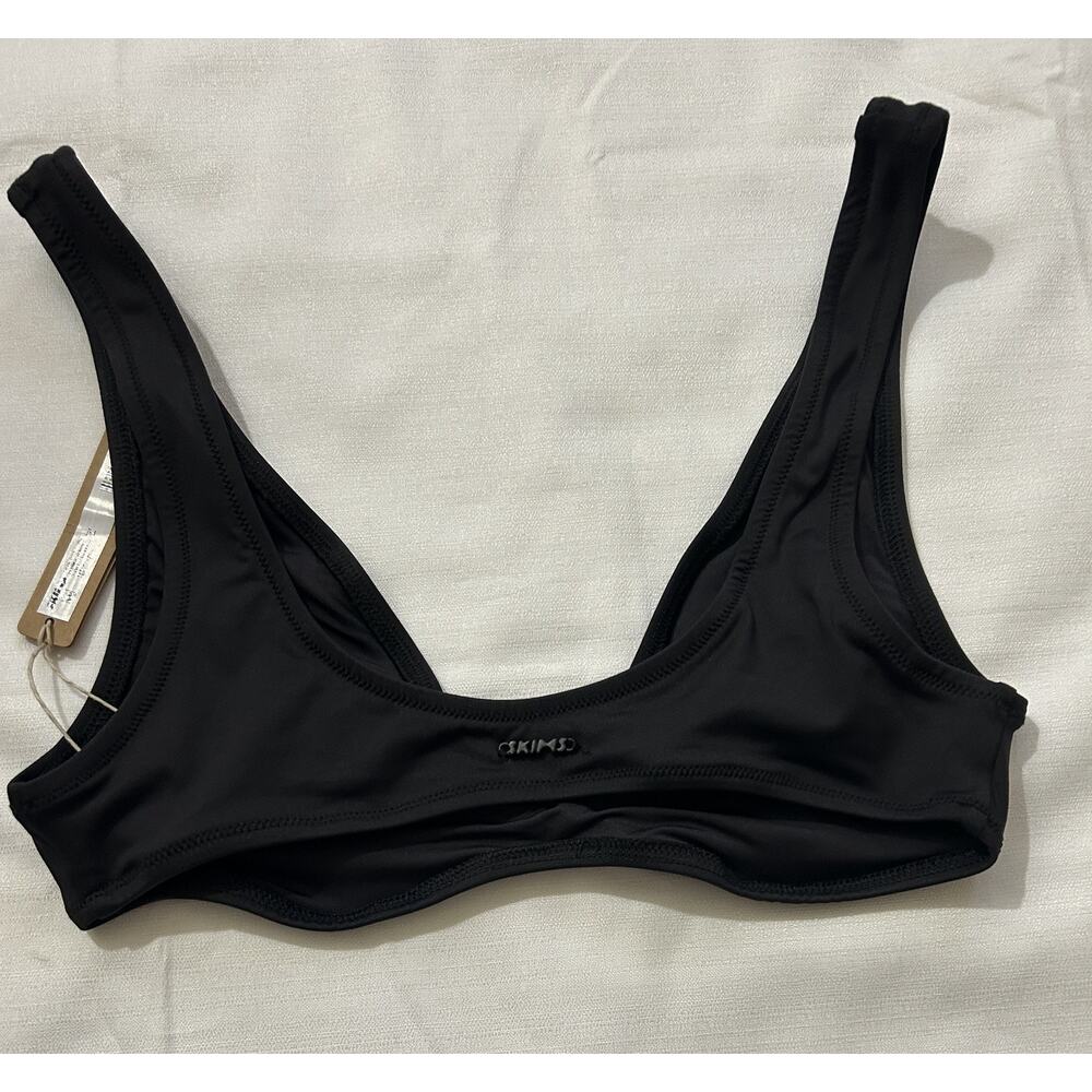 Skims NWT Women's Signature Swim Plunge Triangle Bikini Top Onyx Size XS